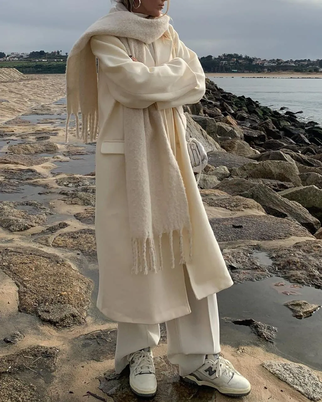 Молочний total look від Софії Коельо Молочний total look від Софії Коельо