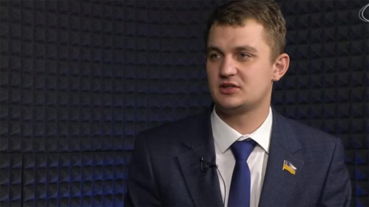 Одіозного слугу Брагара 17 грудня 2020 спіймали на переписці в Раді: нардеп злякався якоїсь Сергіївни Одіозного слугу Брагара 17 грудня 2020 спіймали на переписці в Раді: нардеп злякався якоїсь Сергіївни