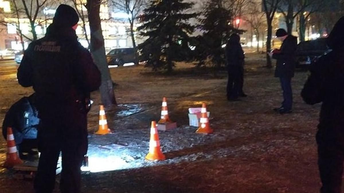 В Сумах біля кафе двоє чоловіків влаштували бійку зі стріляниною В Сумах біля кафе двоє чоловіків влаштували бійку зі стріляниною