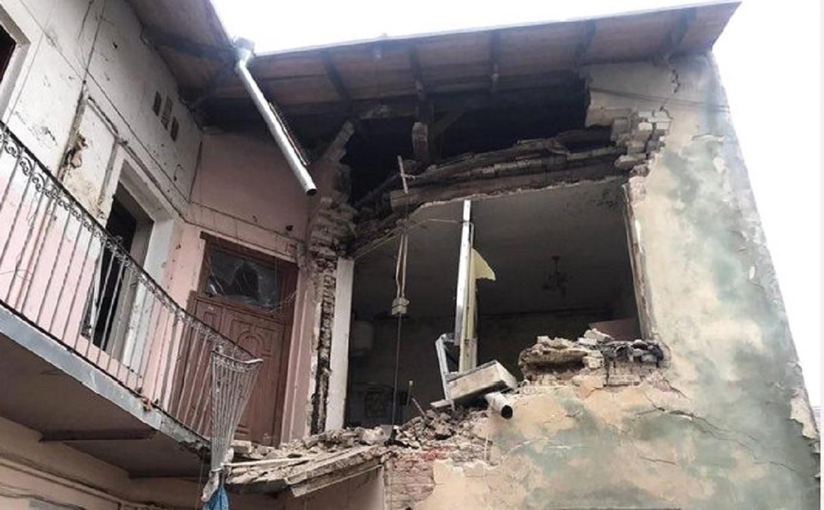 Во Львове произошел мощный взрыв газа: в доме обвалилась часть стены – фото и видео Во Львове произошел мощный взрыв газа: в доме обвалилась часть стены – фото и видео