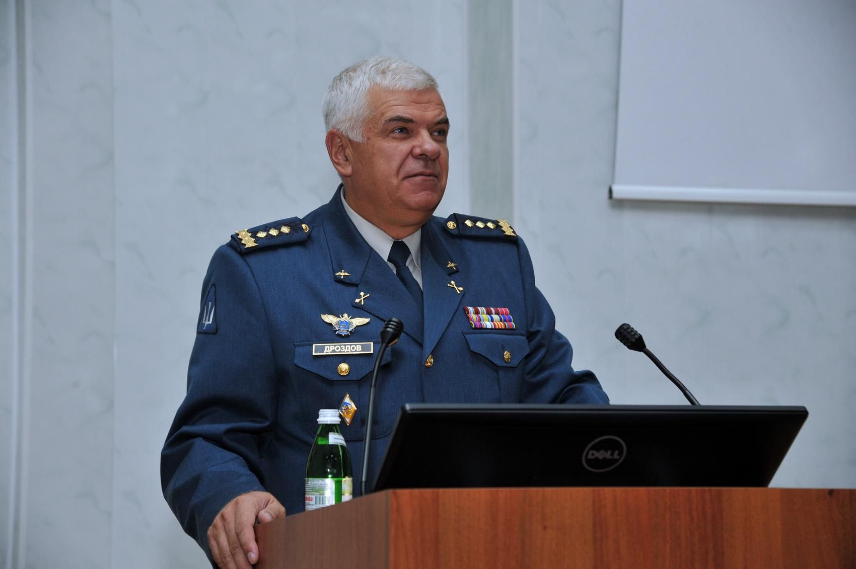 Командувача Повітряних сил Дроздова не затримували, – ДБР Командувача Повітряних сил Дроздова не затримували, – ДБР