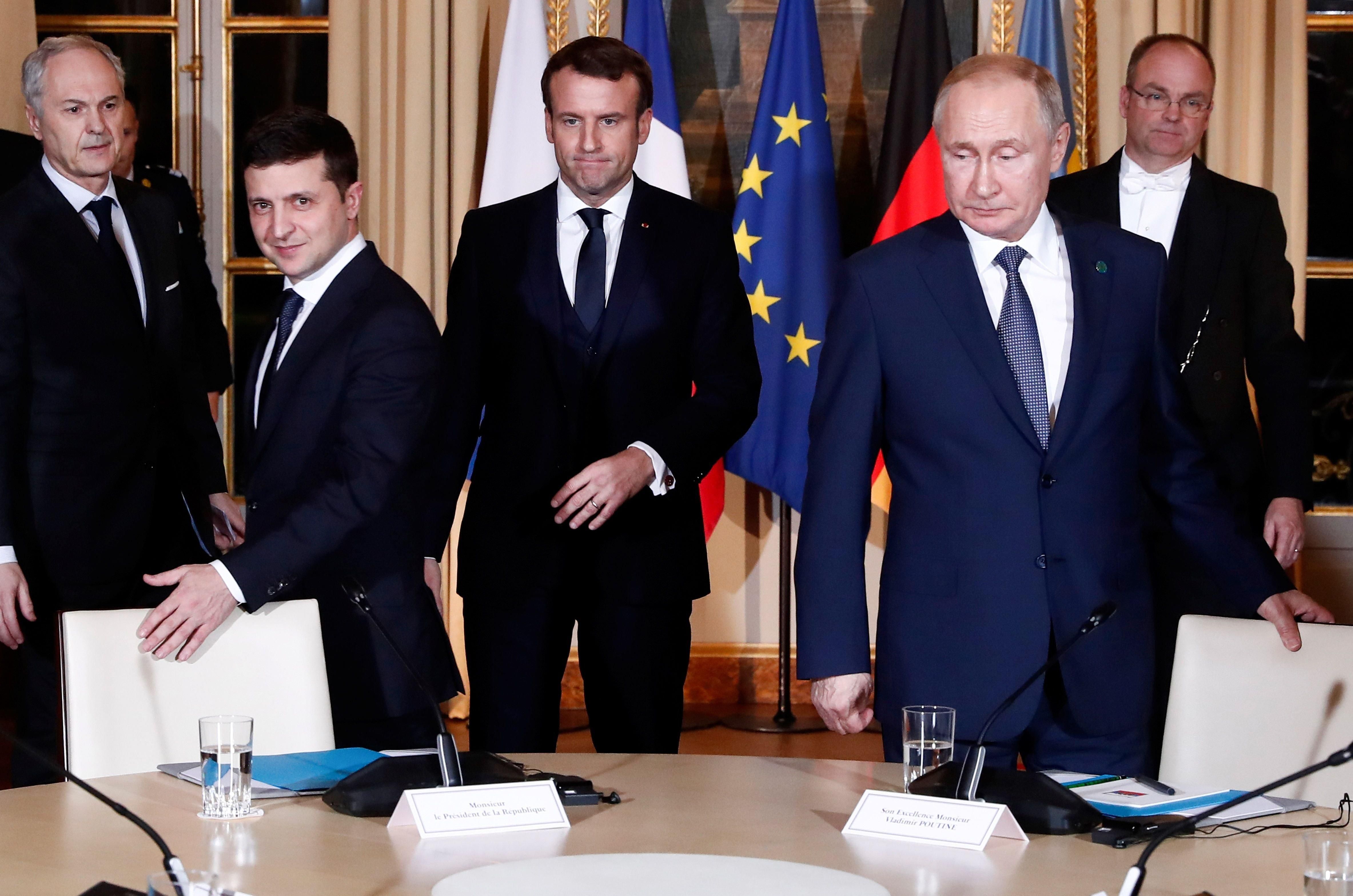 Зеленський -  чому президент має обрати між Європою та Росією - Новини