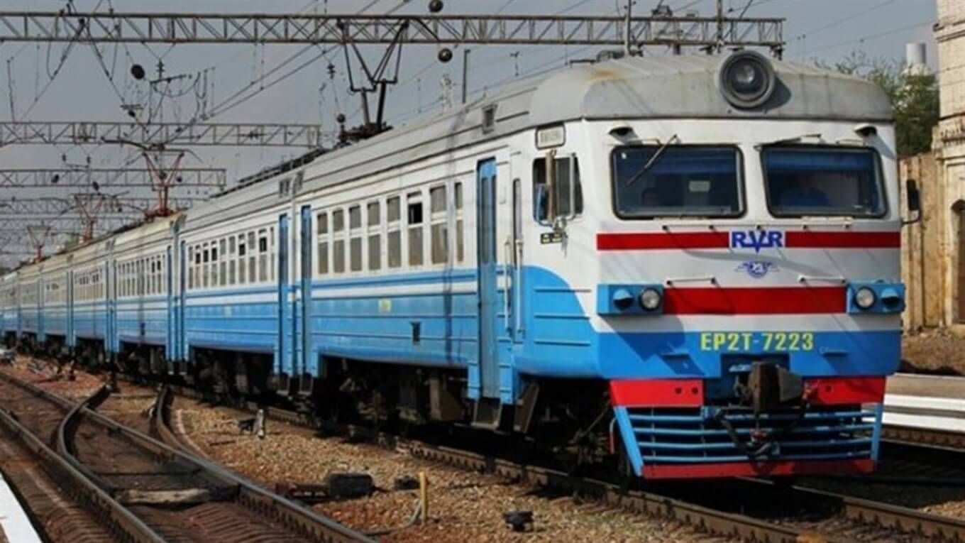 Укрзалізниця запустить додаткові потяги через Львів на свята: коли вони почнуть курсувати