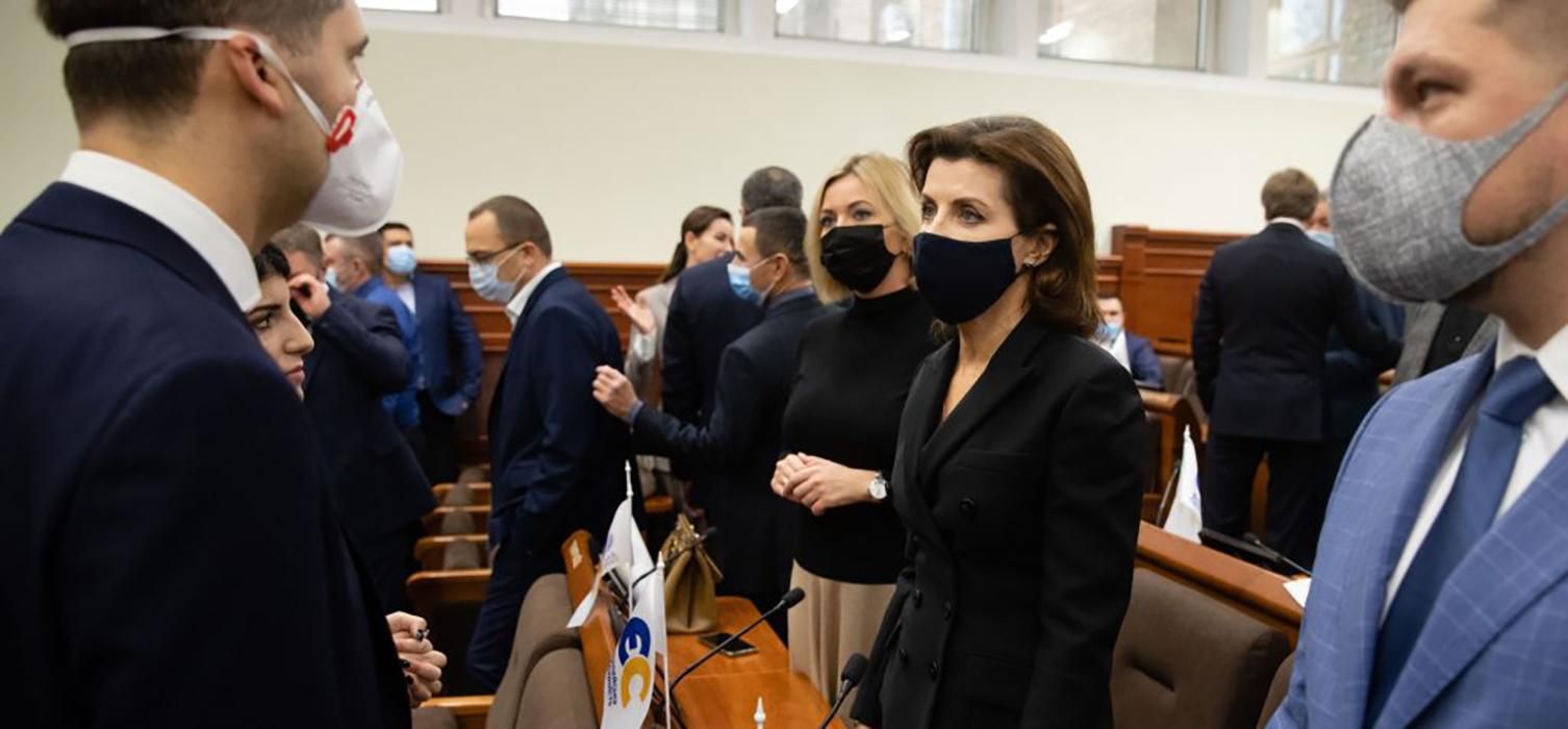 Заседание Киевсовета: "Евросолидарность" добилась выделения 400 миллионов на борьбу с COVID-19 Заседание Киевсовета: "Евросолидарность" добилась выделения 400 миллионов на борьбу с COVID-19