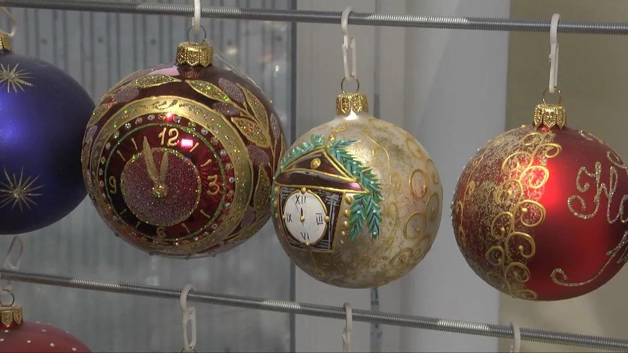 іграшки на ялинку іграшки на ялинку