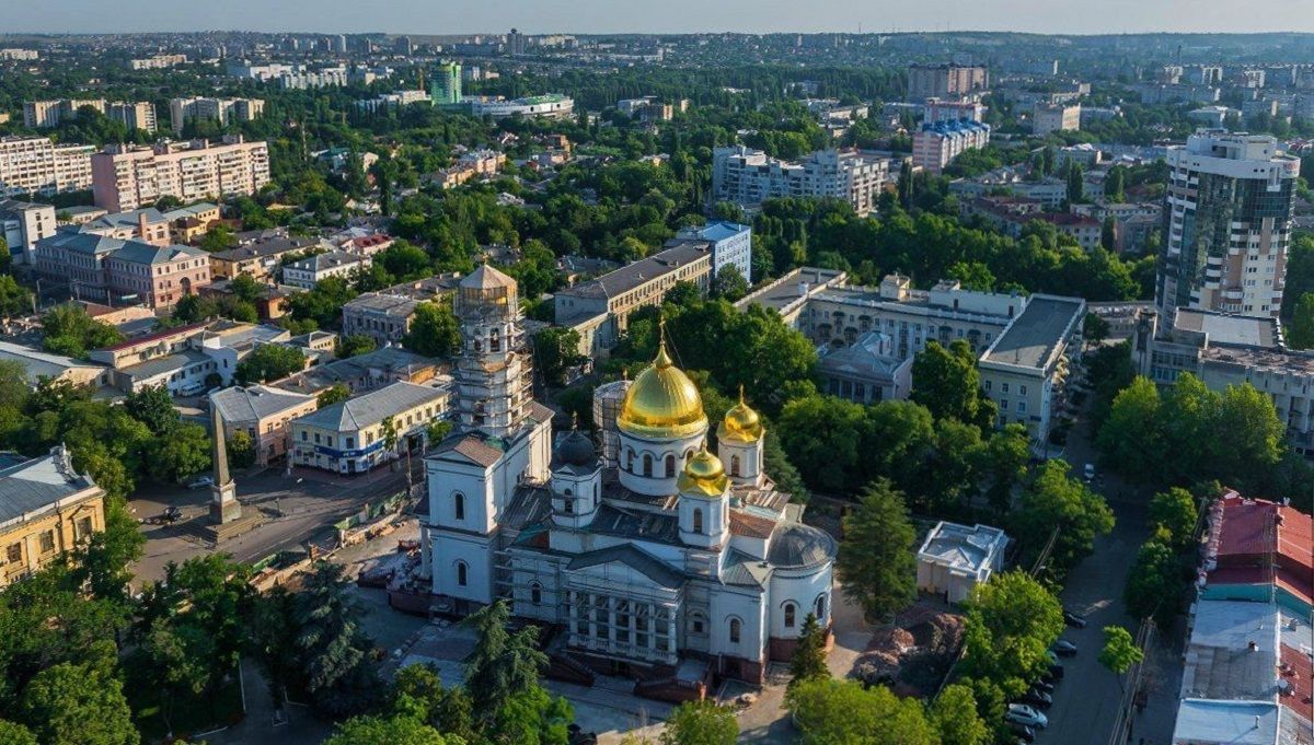 Брак води в Криму: у Сімферополі аварія на водогоні Брак води в Криму: у Сімферополі аварія на водогоні