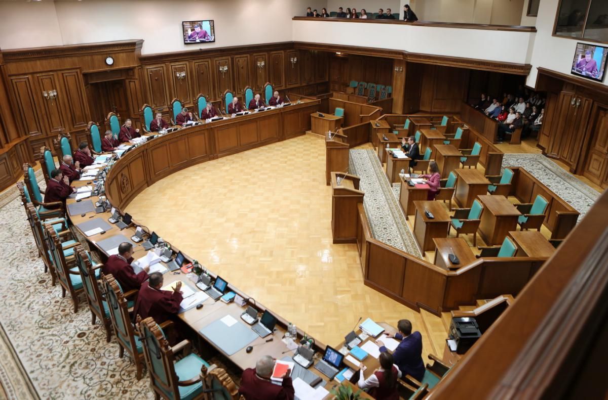 Майже третина українців нічого не знають про рішення КСУ: свіже опитування Майже третина українців нічого не знають про рішення КСУ: свіже опитування