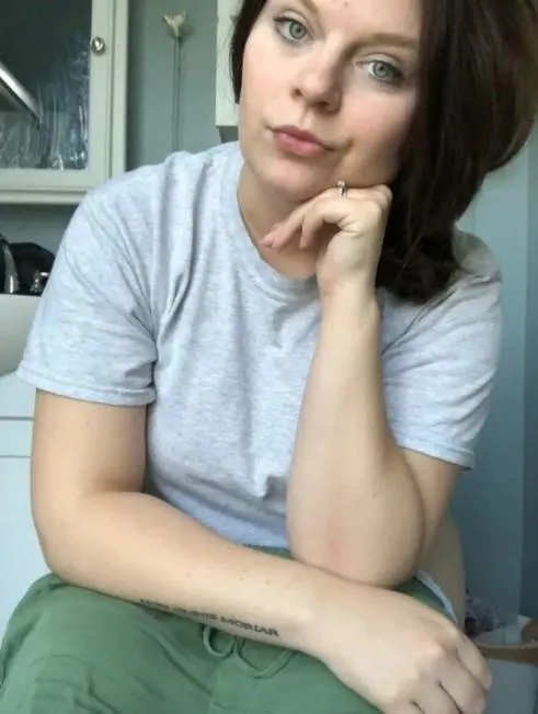 Вагітні часто ходять у туалет / Фото Briar Rose Buzzfeed Вагітні часто ходять у туалет / Фото Briar Rose Buzzfeed