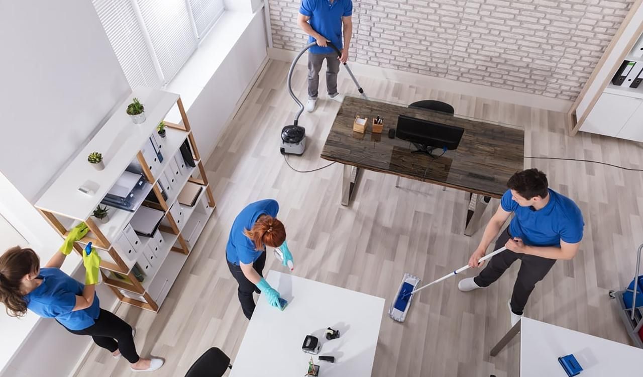 Минюст в несколько раз увеличил расходы на клининговые услуги Минюст в несколько раз увеличил расходы на клининговые услуги