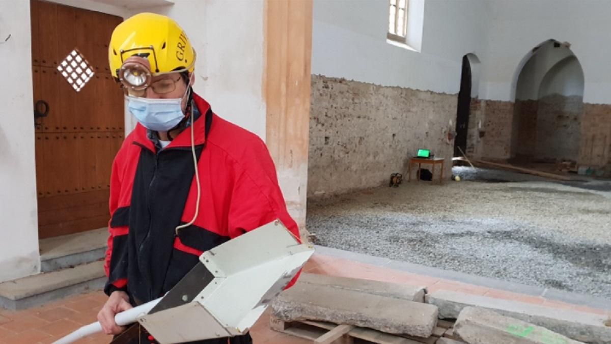 Археологи нашли гвоздь, которым распяли Иисуса Христа: фото Археологи нашли гвоздь, которым распяли Иисуса Христа: фото