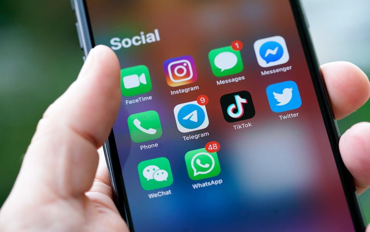 Facebook, YouTube и Twitter теперь смогут заблокировать в России Facebook, YouTube и Twitter теперь смогут заблокировать в России