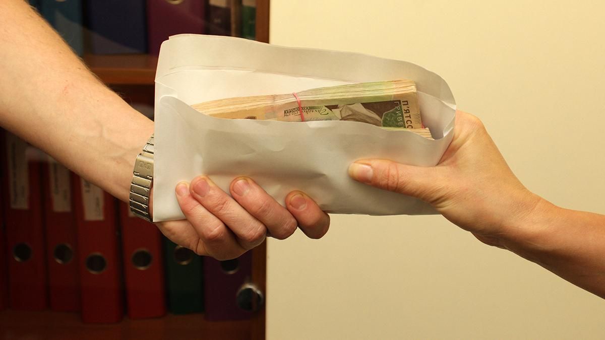 Їжа та комуналка: на що українці витрачають гроші – статистика Їжа та комуналка: на що українці витрачають гроші – статистика