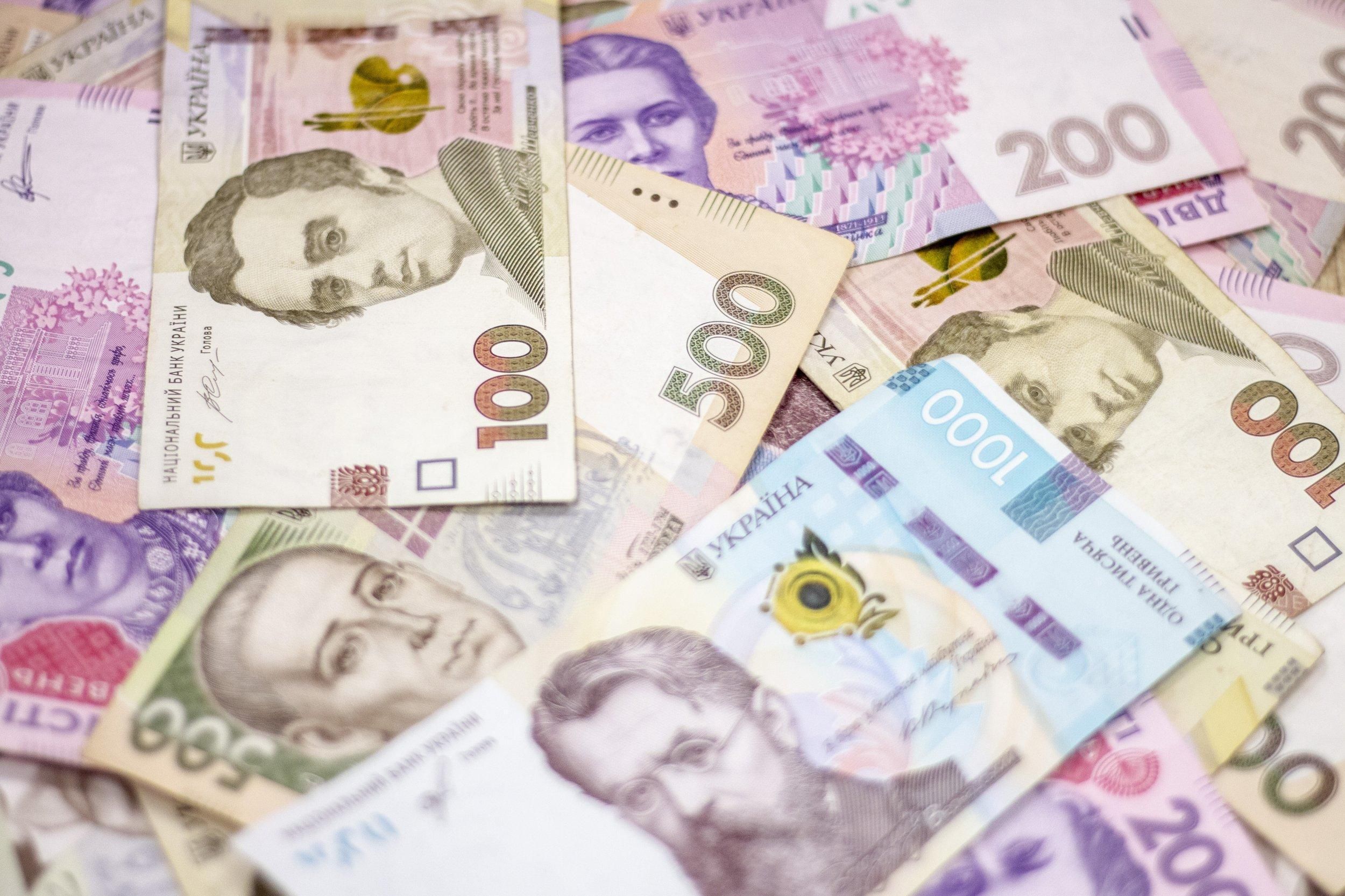 ФОПи та працівники отримають виплати на суму 2,2 мільярда гривень