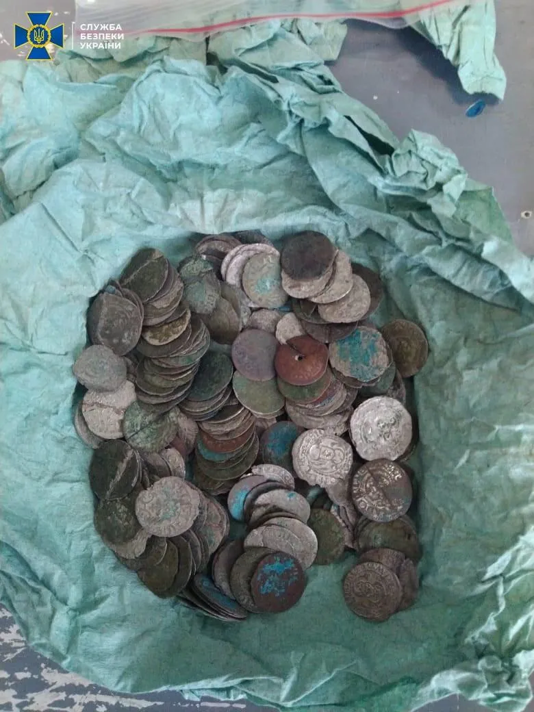 вивезення історичних цінностей з України вивезення історичних цінностей з України