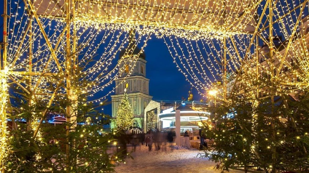 Чи обмежать доступ до головної ялинки в Києві Чи обмежать доступ до головної ялинки в Києві