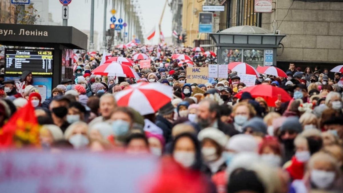 Какие белорусы смогут переехать в Украину по упрощенной процедуре Какие белорусы смогут переехать в Украину по упрощенной процедуре