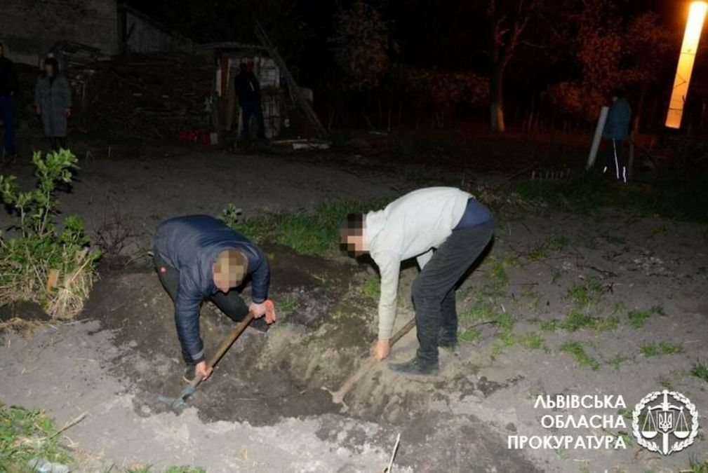 На Львовщине подростки жестоко убили своего знакомого из-за вымышленного долга: фото На Львовщине подростки жестоко убили своего знакомого из-за вымышленного долга: фото