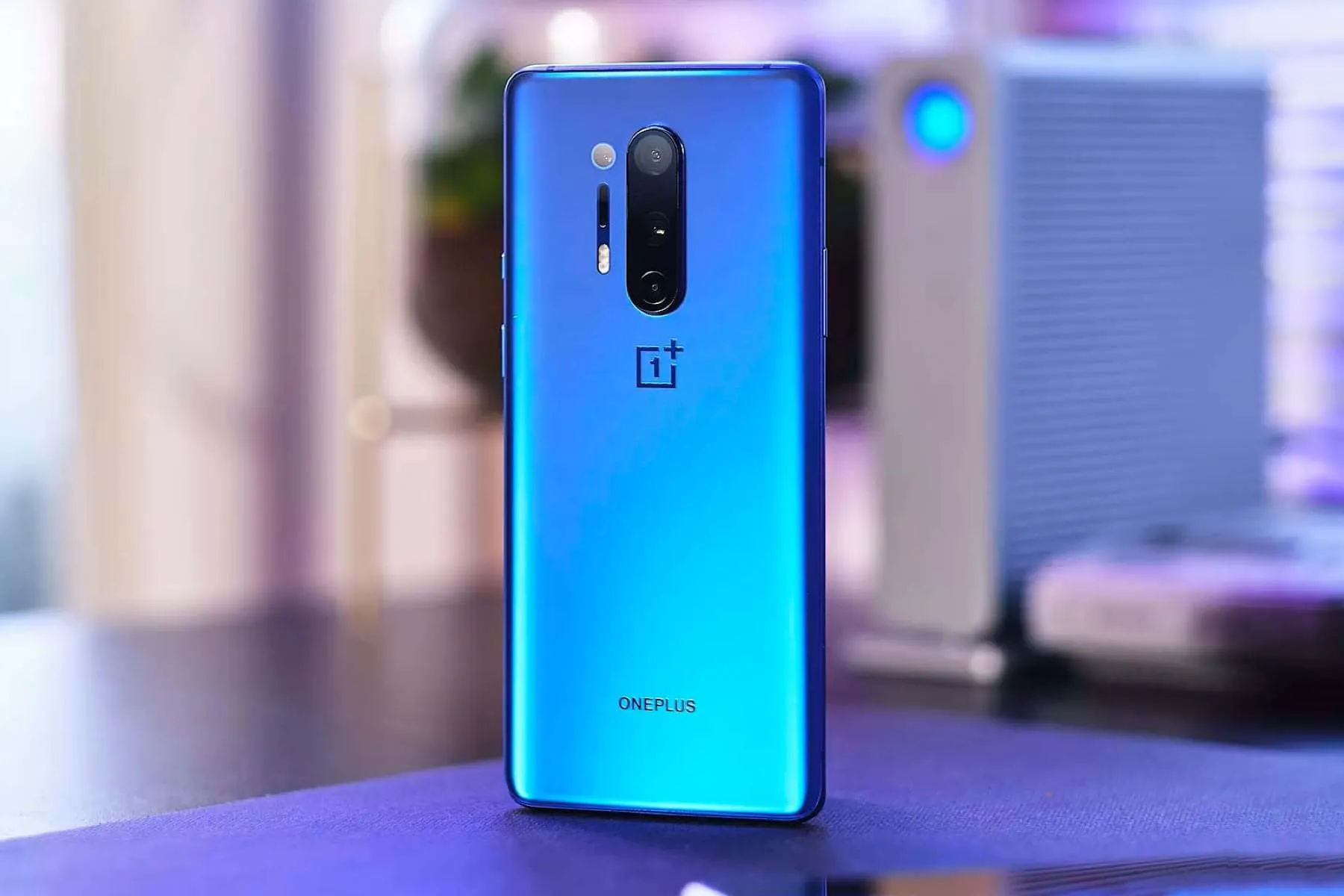 OnePlus 8 Pro OnePlus 8 Pro