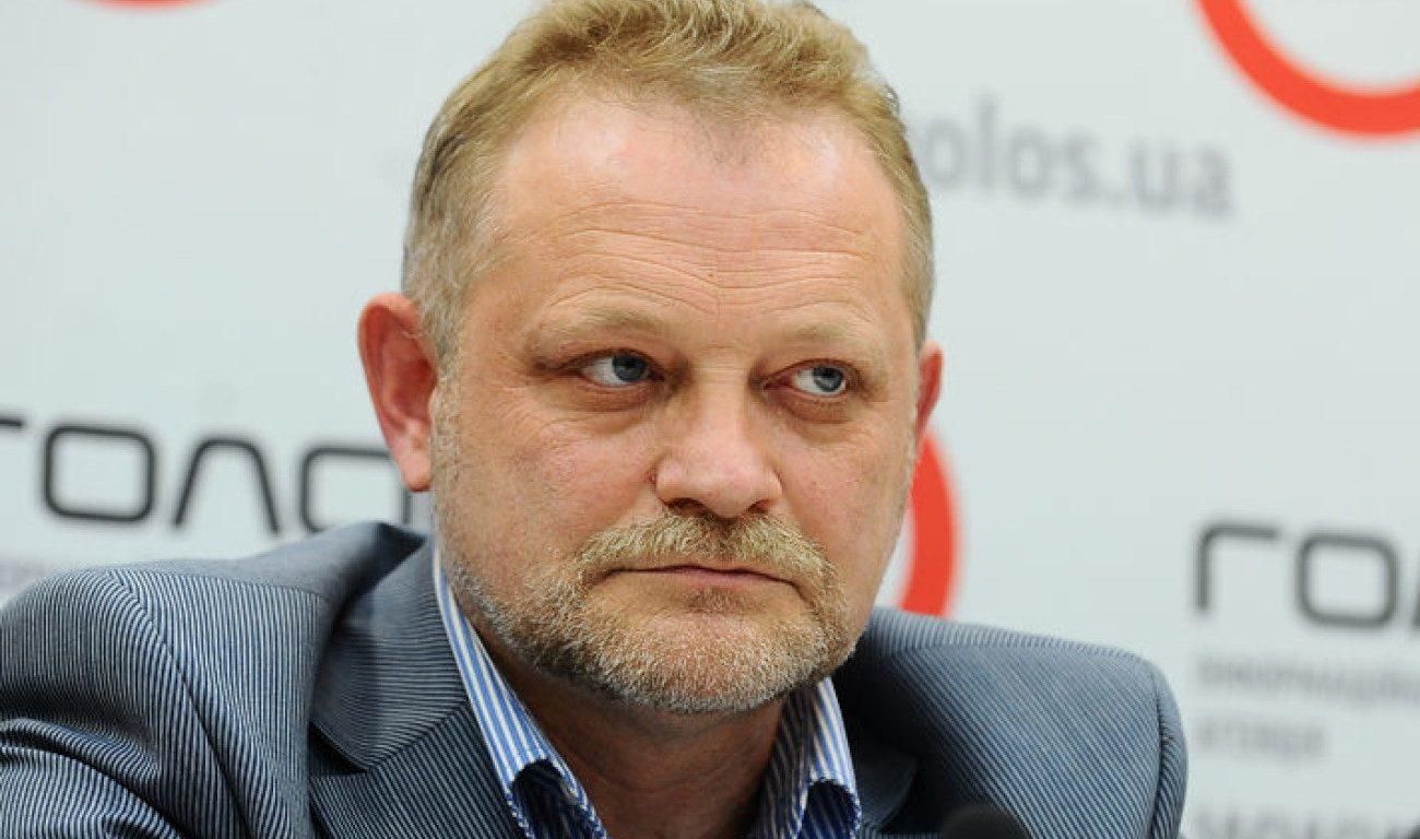 Альянси "Слуг народу" з ЄС та ОПЗЖ в облрадах довго не протриматися, – політолог Альянси "Слуг народу" з ЄС та ОПЗЖ в облрадах довго не протриматися, – політолог