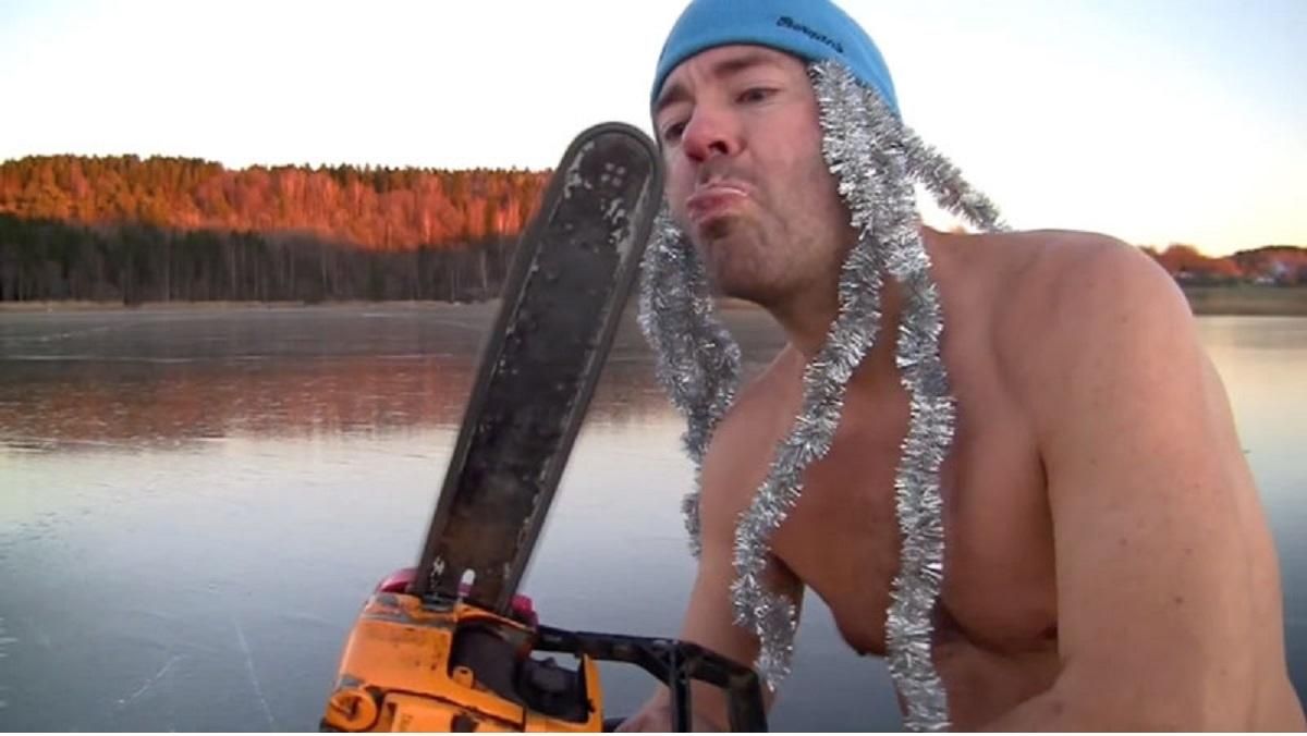 Самое рождественское видео 2020: поздравление от норвежского моржа алкоэкстремала Тора Экхоффа