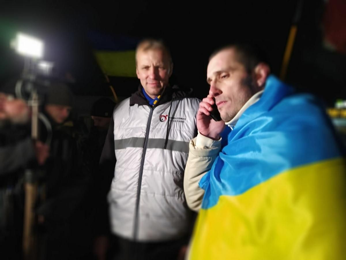 Политзаключенный Шумков вернулся в Украину 24.12.2020: фото