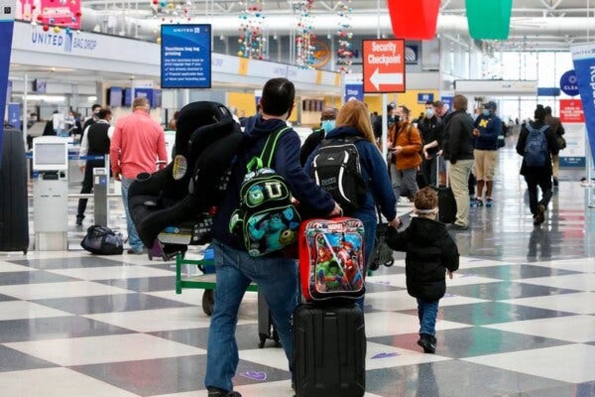 В США будут требовать тесты на коронавирус от прибывших из Британии В США будут требовать тесты на коронавирус от прибывших из Британии