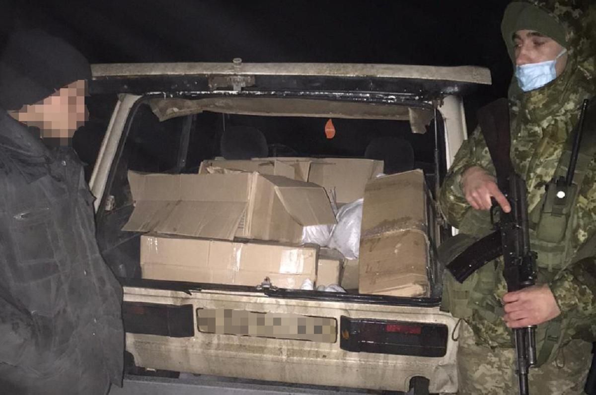 Контрабанда книг про Гаррі Поттера у Росію: фото, відео Контрабанда книг про Гаррі Поттера у Росію: фото, відео