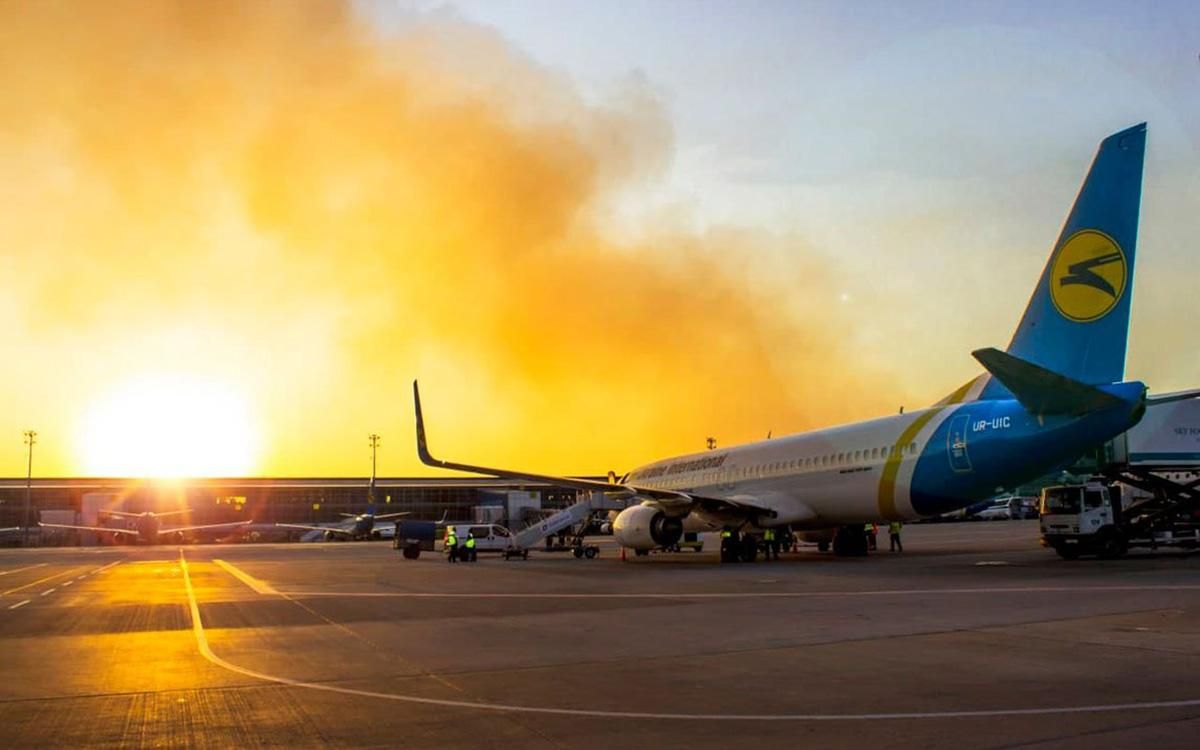 МАУ снова будет летать в Азербайджан: когда возобновят рейсы