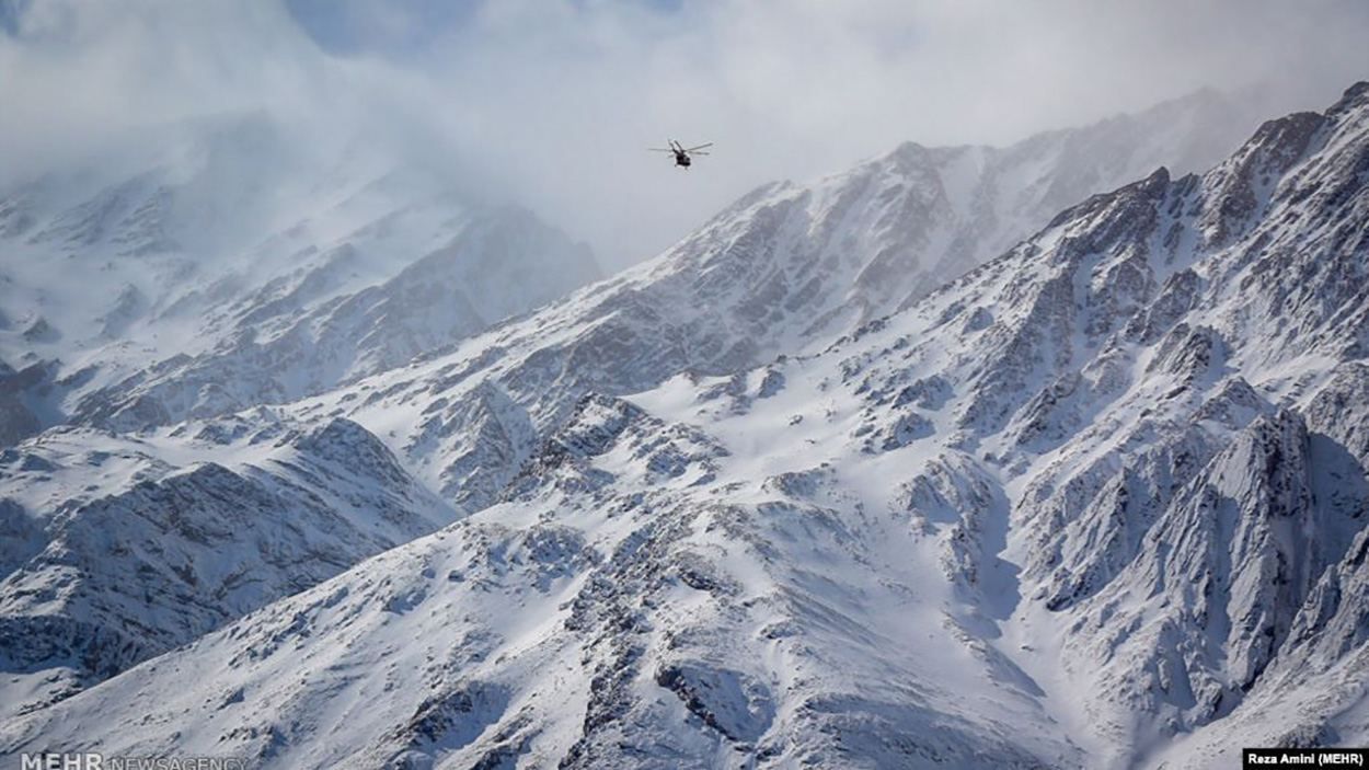 Из-за снежного шторма в горах Ирана погибли 8 альпинистов Из-за снежного шторма в горах Ирана погибли 8 альпинистов