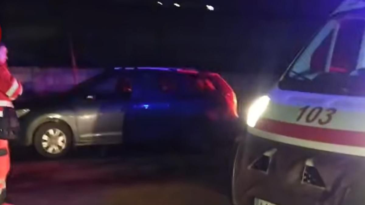 У Києві таксист відстрелювався від пасажира у брудному одязі