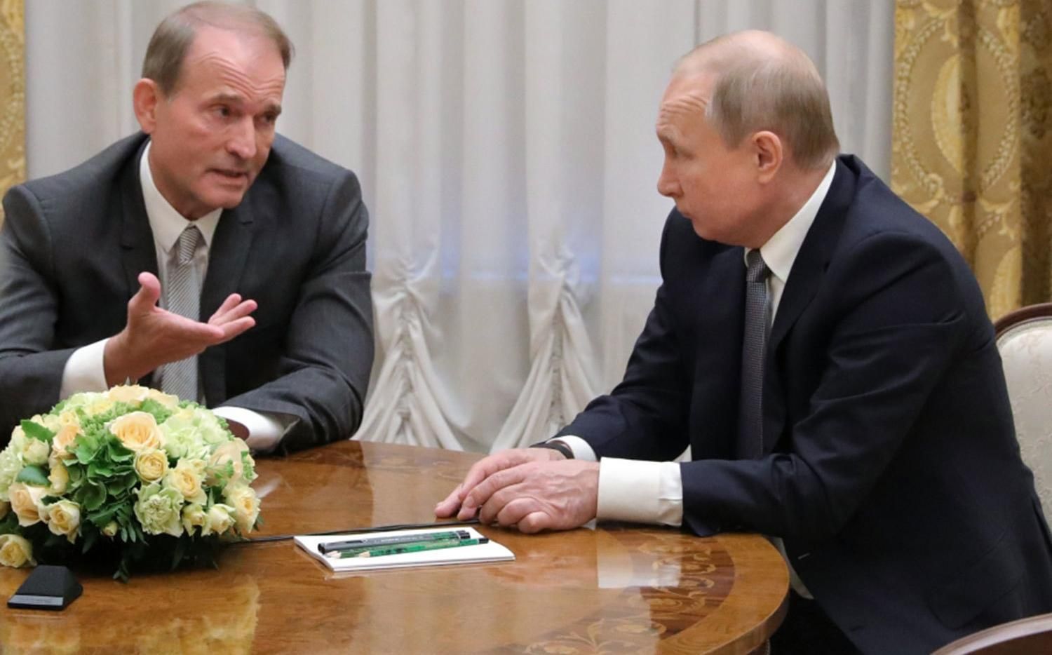 Інформацію про Україну Путін отримує від Медведчука