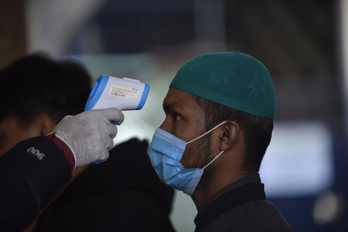 Оман відкриває кордони 29 грудня 2020: які умови в'їзду Оман відкриває кордони 29 грудня 2020: які умови в'їзду