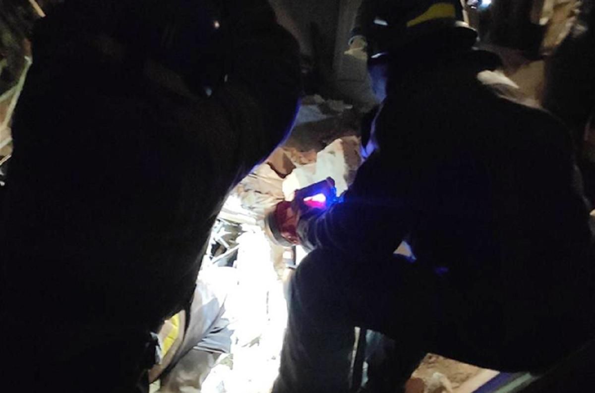 У Кривому Розі стався обвал будівлі 28.12.2020: є жертва - фото У Кривому Розі стався обвал будівлі 28.12.2020: є жертва - фото