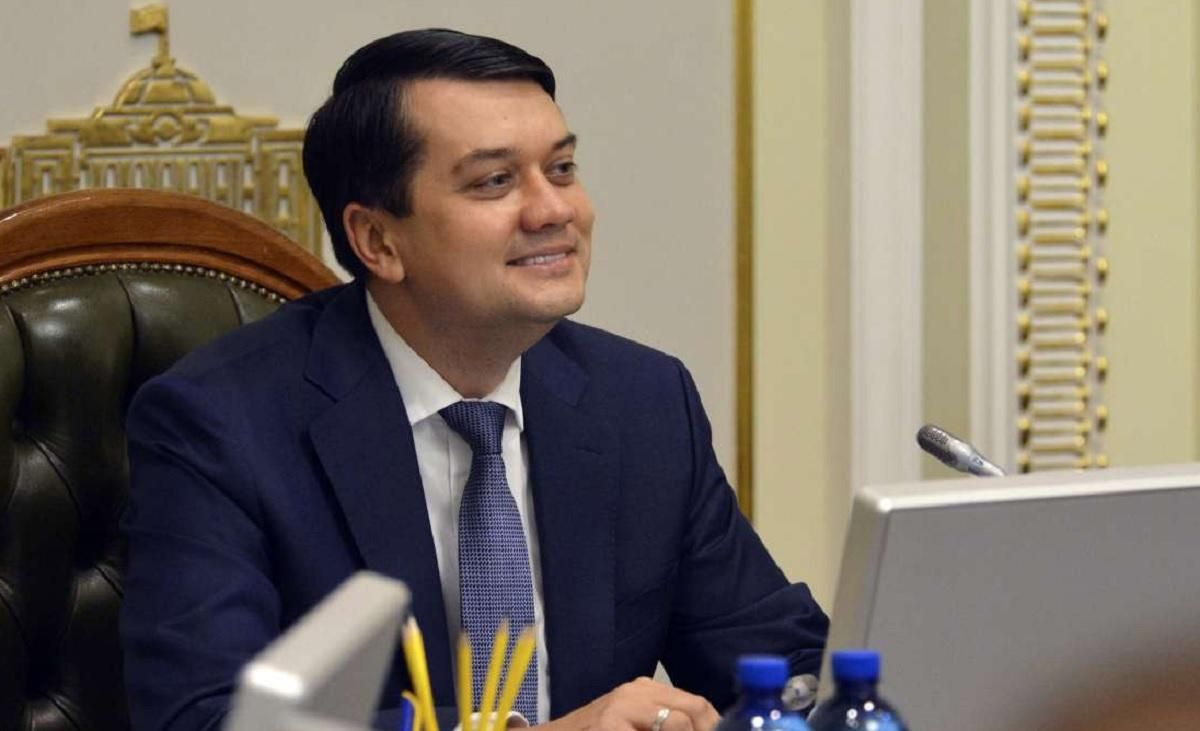Разумков рассказал об участии в Партии регионов и Тигипко