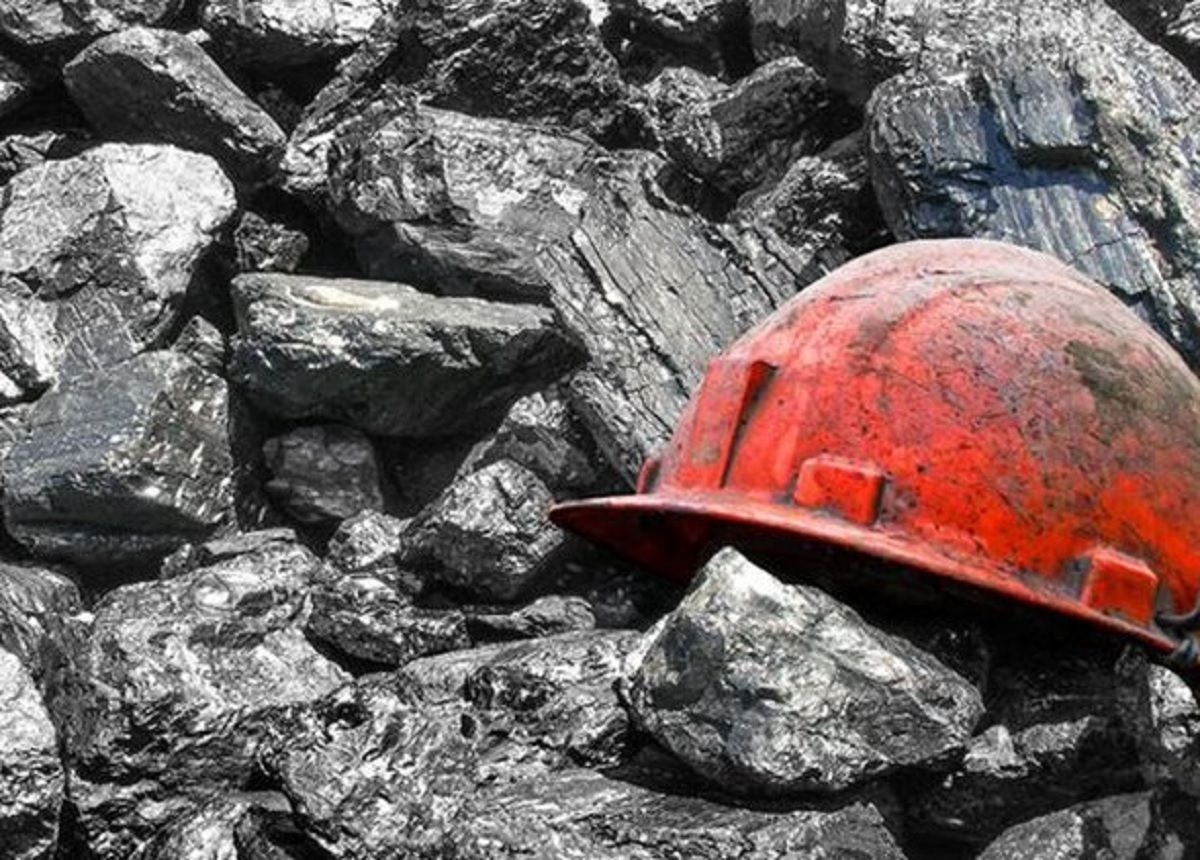 На шахте Золотое обвал 28.12.2020: спасатели ищут горняка