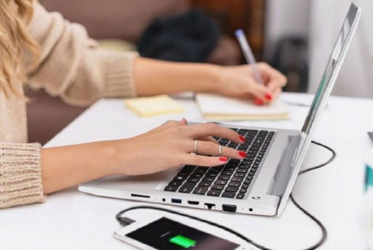 Рада планує юридично врегулювати дистанційну роботу: про що мовиться Рада планує юридично врегулювати дистанційну роботу: про що мовиться