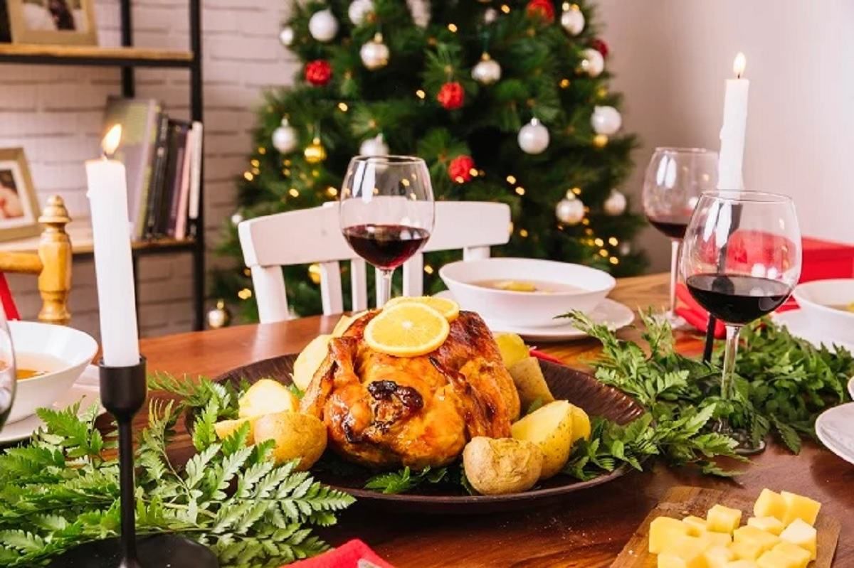 Скільки українці готові витратити на новорічний стіл: сума Скільки українці готові витратити на новорічний стіл: сума