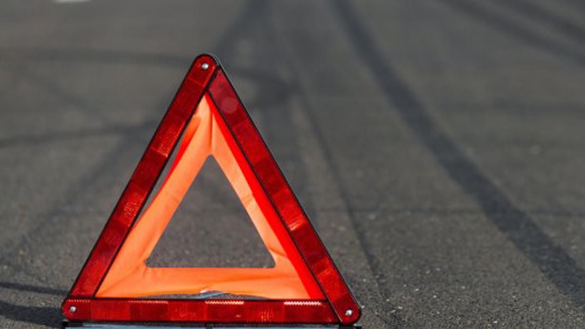 В Харькове ВАЗ сбил пешехода: женщина перебегала дорогу В Харькове ВАЗ сбил пешехода: женщина перебегала дорогу