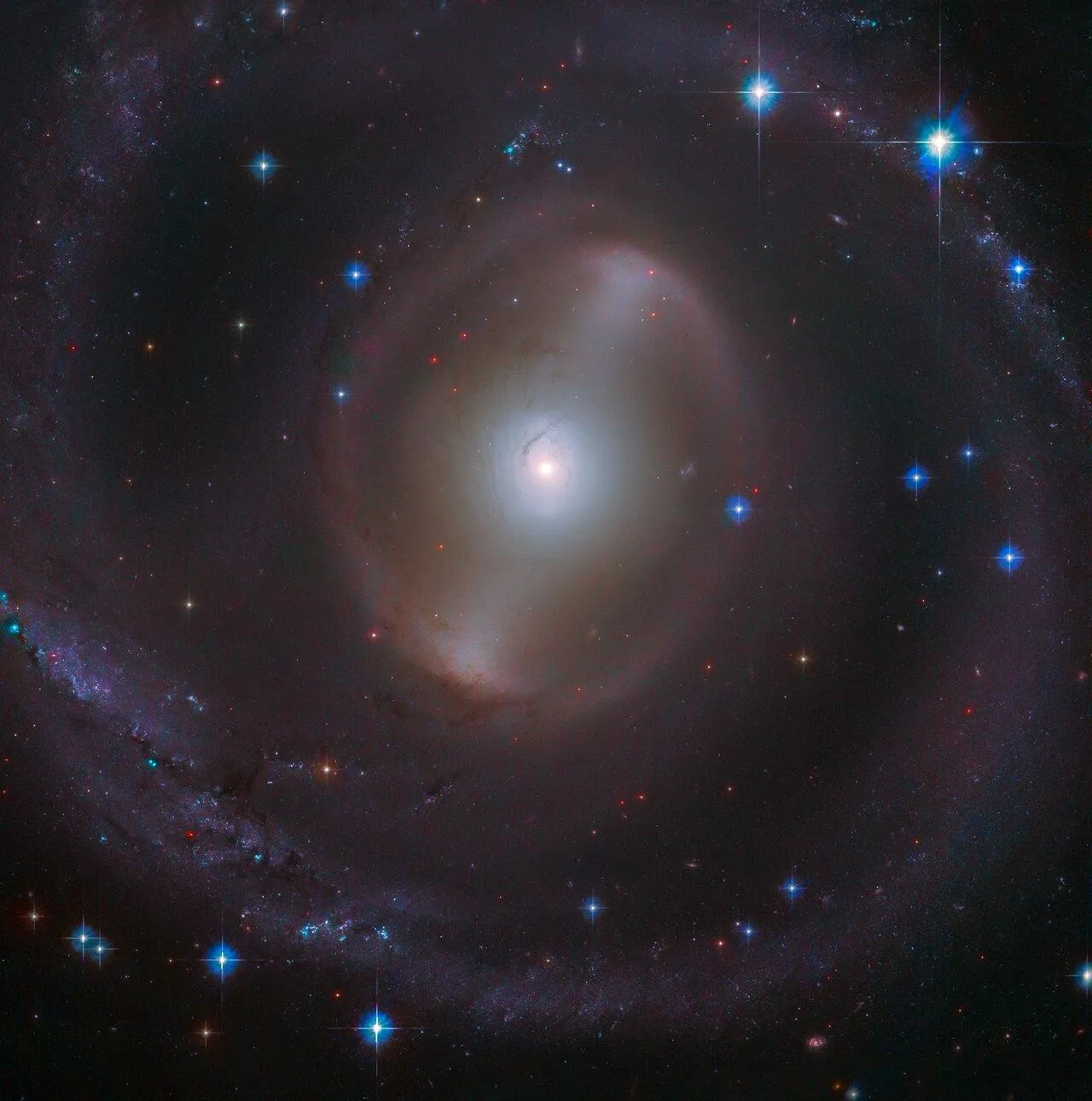Галактика NGC 2217