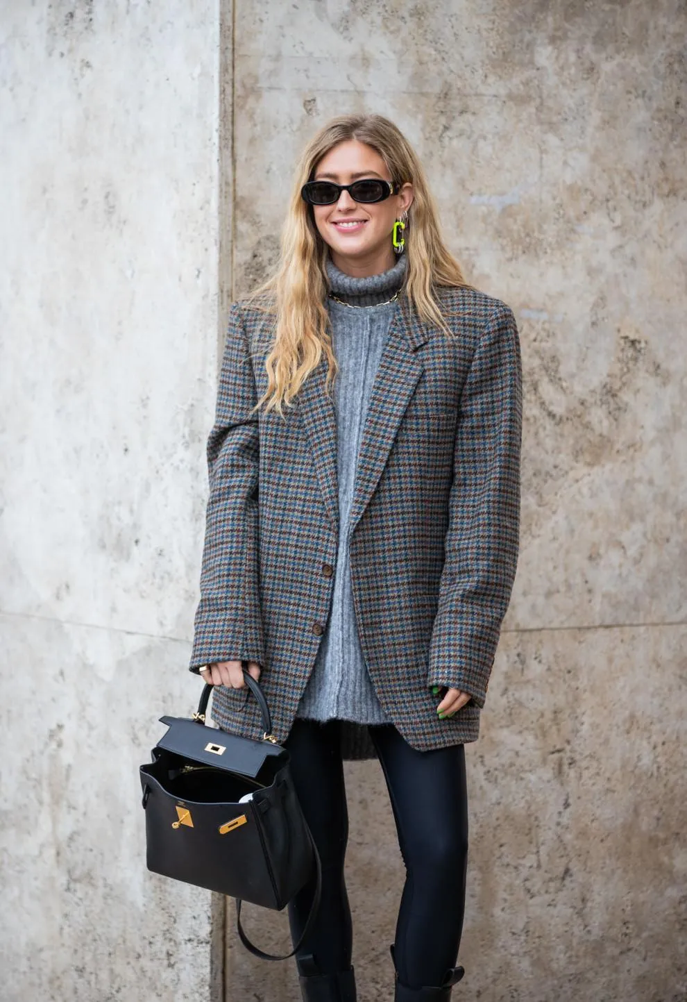 Як носити светр під горло Як носити светр під горло