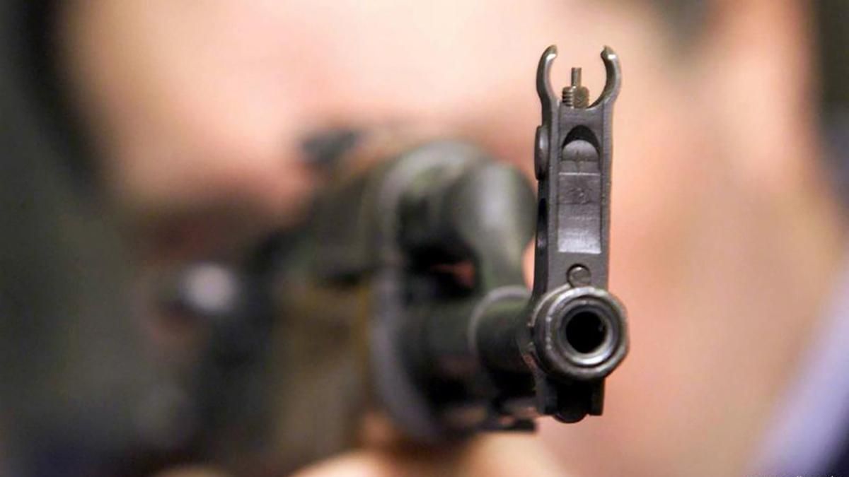 В Україні хочуть масово озброїти людей В Україні хочуть масово озброїти людей