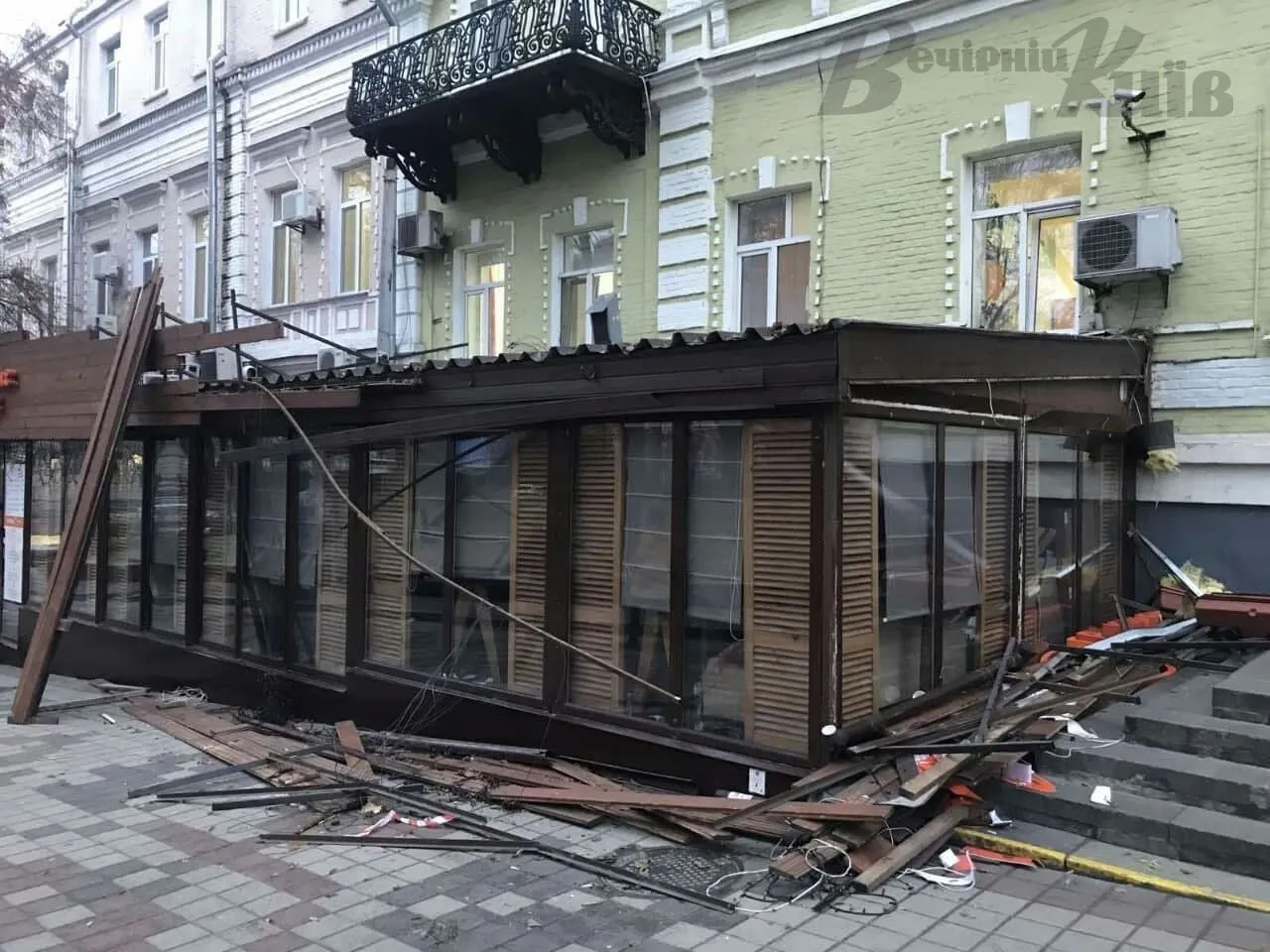 У Києві демонтували ресторан 