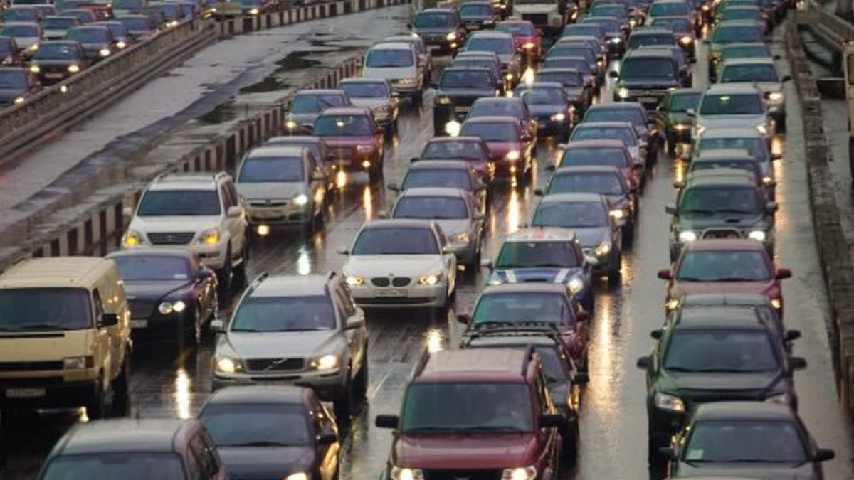 Ввечері 28 грудня Київ паралізувало заторами - Київ Ввечері 28 грудня Київ паралізувало заторами - Київ