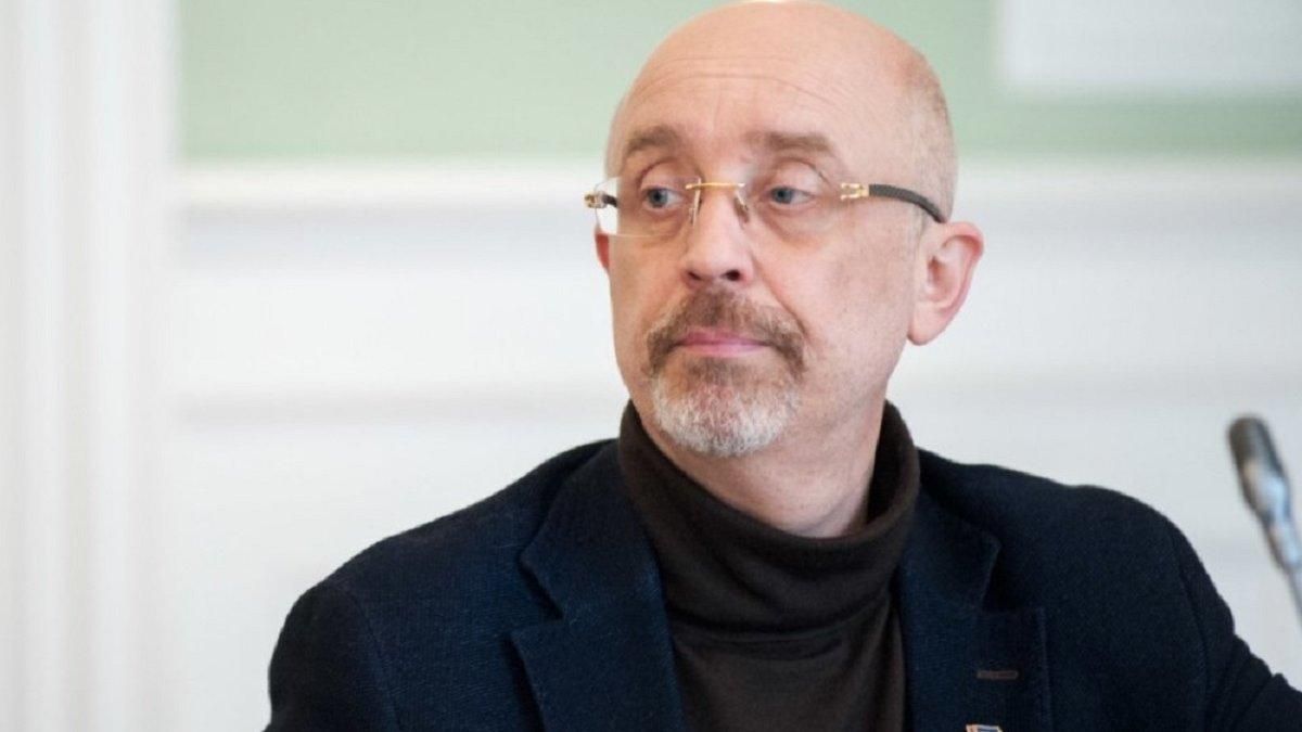 Принудительно получили паспорта России примерно 300 тысяч украинцев, – Резников Принудительно получили паспорта России примерно 300 тысяч украинцев, – Резников