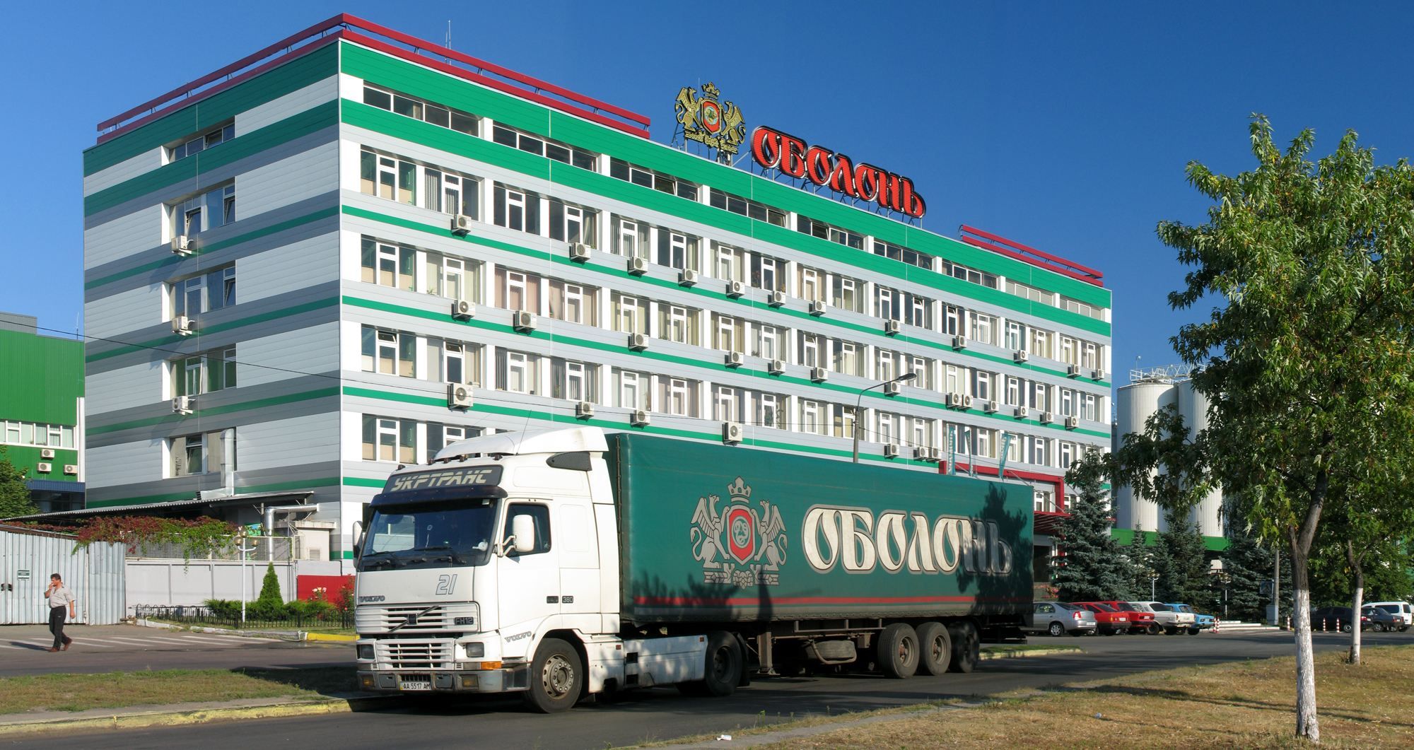 "Оболонь" 18 років здійснює переробку ПЕТ-пляшок "Оболонь" 18 років здійснює переробку ПЕТ-пляшок