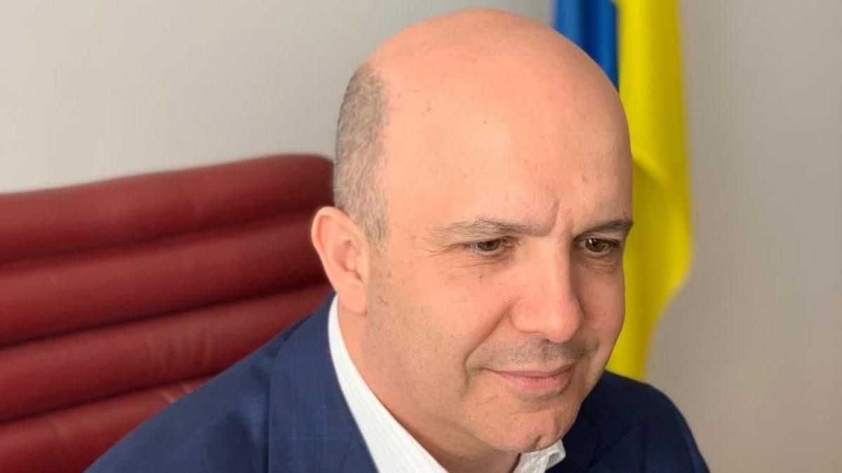 Зарплата Абрамовського: скільки отримує очільник Мінекології Зарплата Абрамовського: скільки отримує очільник Мінекології