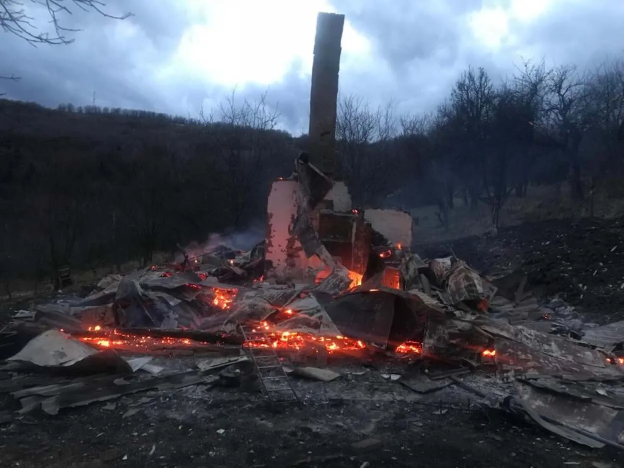 Від будинку лишився лише попіл: на Львівщині внаслідок пожежі загинула жінка – фото згарища