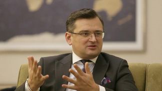 Российская вакцина – это гибридное оружие России против Украины, – Кулеба