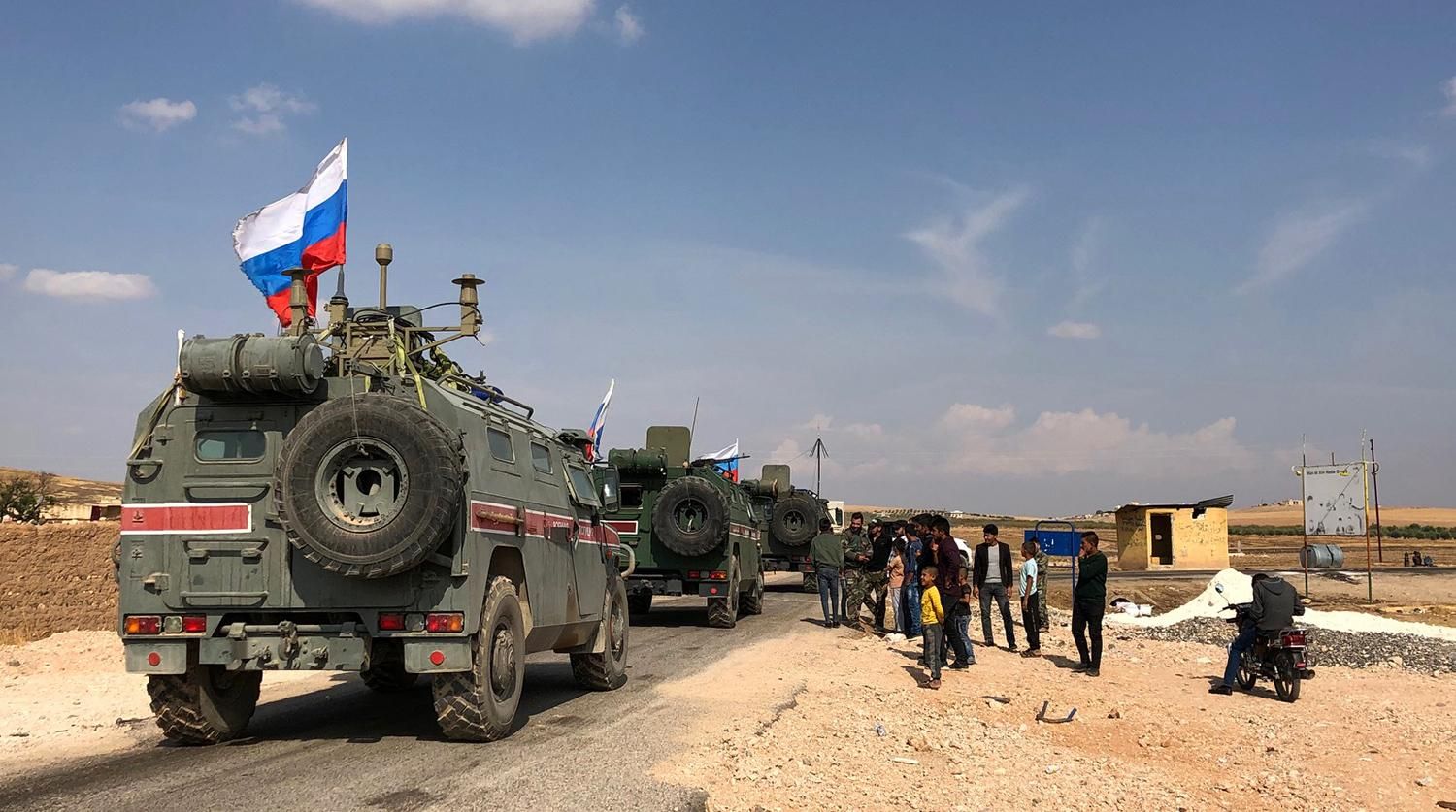 В Сирии российский БТР попал под обстрел, есть пострадавшие В Сирии российский БТР попал под обстрел, есть пострадавшие