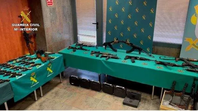 У музеї було багато зброї